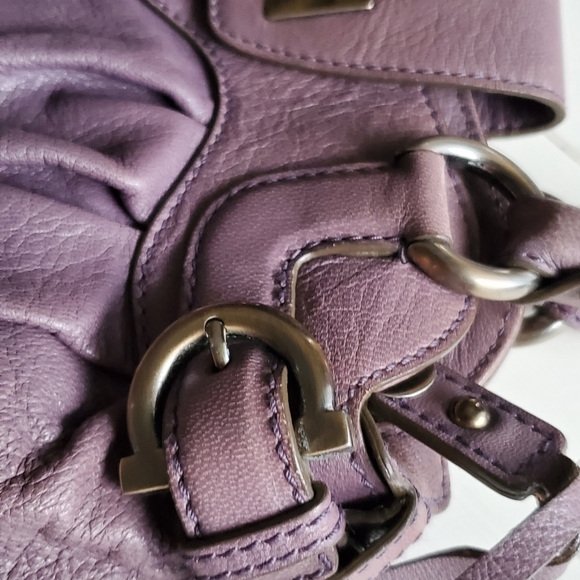 EUC Salvatore Ferragamo purse - Picture 4 of 14